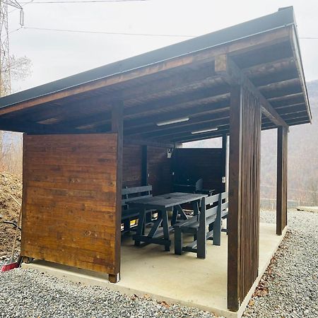 Wild Cabin Malaia Εξωτερικό φωτογραφία
