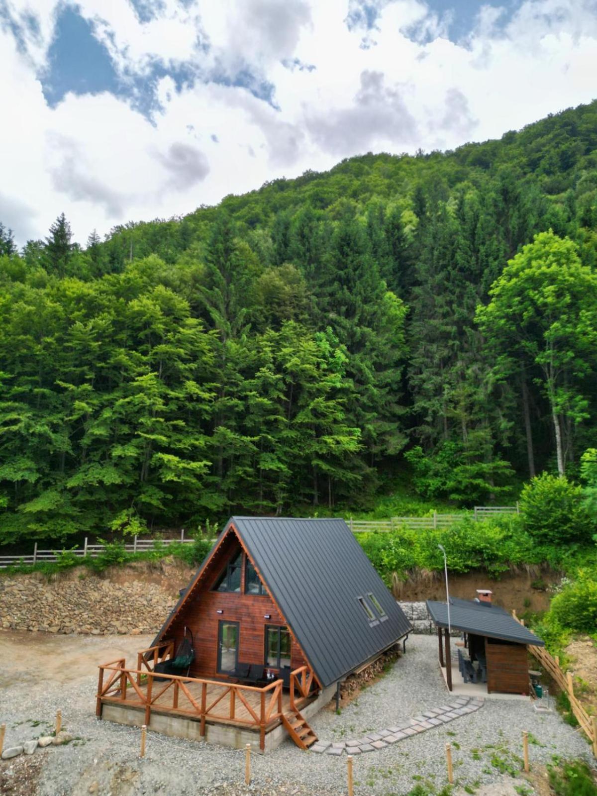 Wild Cabin Malaia Εξωτερικό φωτογραφία